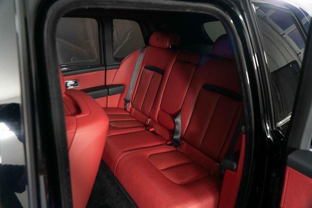 used 2022 Rolls-Royce Cullinan car, priced at $299,989