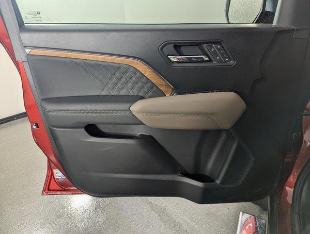 used 2025 GMC Canyon car, priced at $48,989