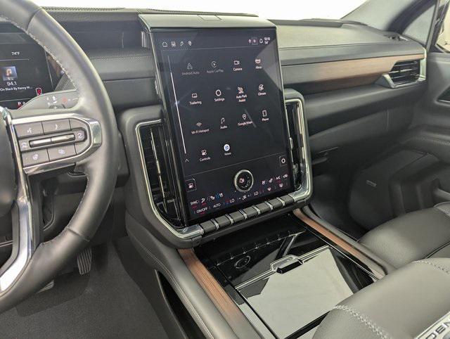 used 2025 GMC Yukon car, priced at $84,989