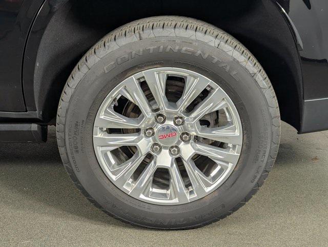used 2025 GMC Yukon car, priced at $84,989