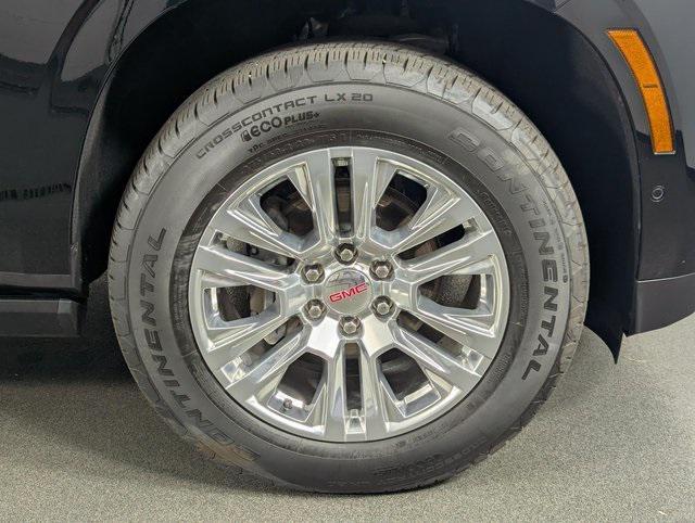 used 2025 GMC Yukon car, priced at $84,989
