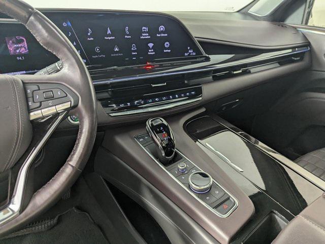 used 2023 Cadillac Escalade ESV car, priced at $77,989