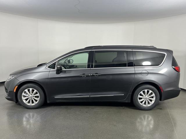 used 2017 Chrysler Pacifica car, priced at $14,989