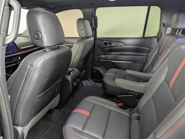 used 2024 Chevrolet Traverse car, priced at $49,989