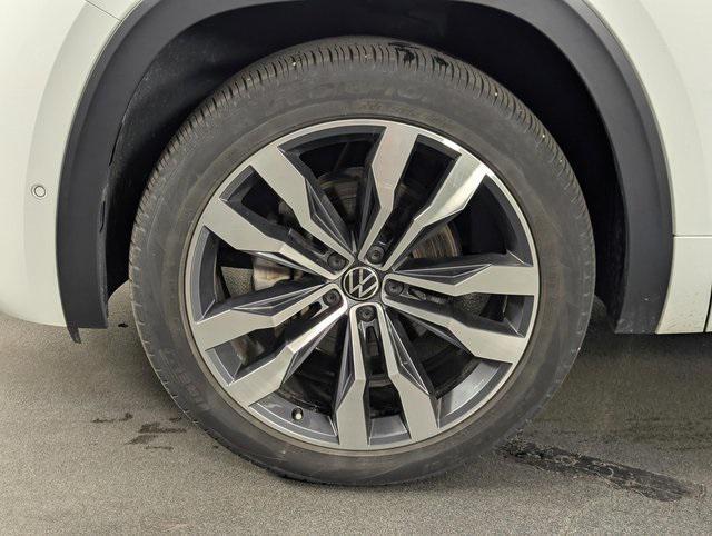 used 2023 Volkswagen Atlas Cross Sport car, priced at $27,989