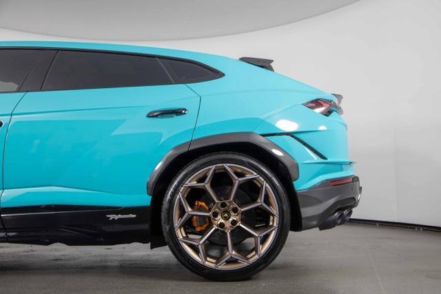 used 2024 Lamborghini Urus car, priced at $334,989