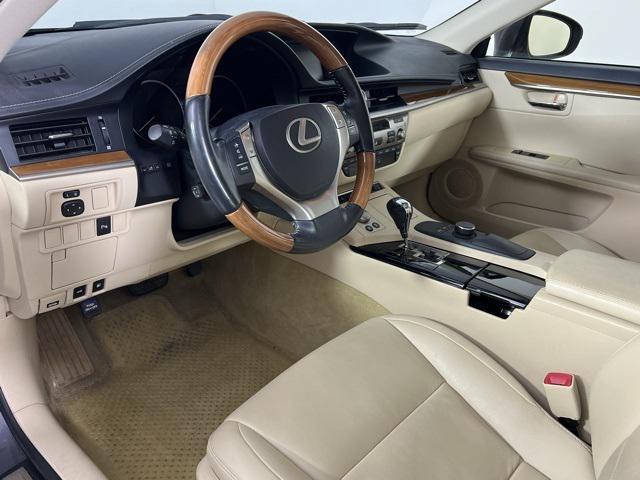 used 2013 Lexus ES 300h car, priced at $16,489