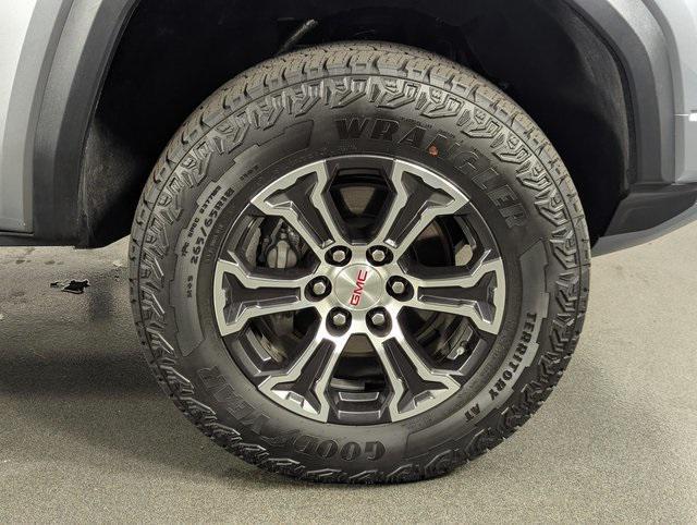 used 2024 GMC Canyon car, priced at $43,489