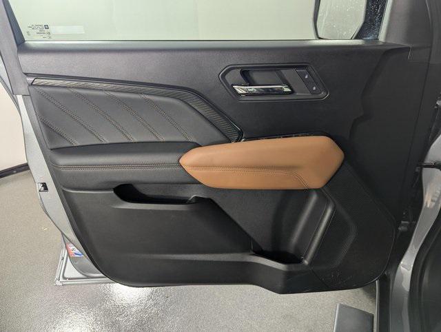 used 2024 GMC Canyon car, priced at $43,489