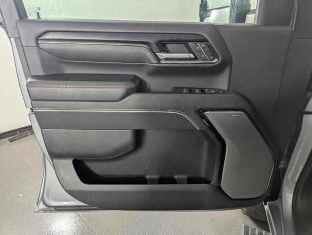 used 2025 GMC Sierra 2500 car, priced at $79,989