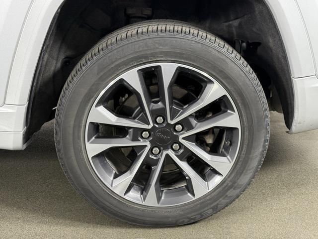 used 2021 Jeep Grand Cherokee L car, priced at $32,989