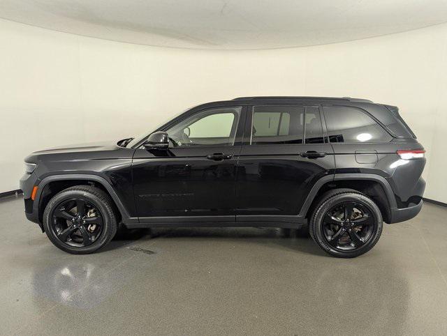 used 2023 Jeep Grand Cherokee car, priced at $29,989