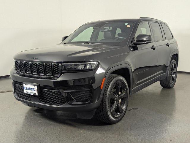 used 2023 Jeep Grand Cherokee car, priced at $29,989