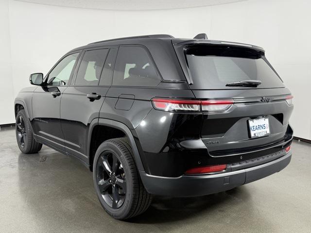 used 2023 Jeep Grand Cherokee car, priced at $32,989