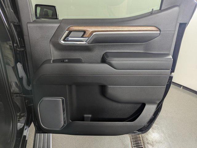 used 2023 Chevrolet Silverado 1500 car, priced at $45,989