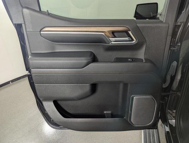 used 2023 Chevrolet Silverado 1500 car, priced at $45,989