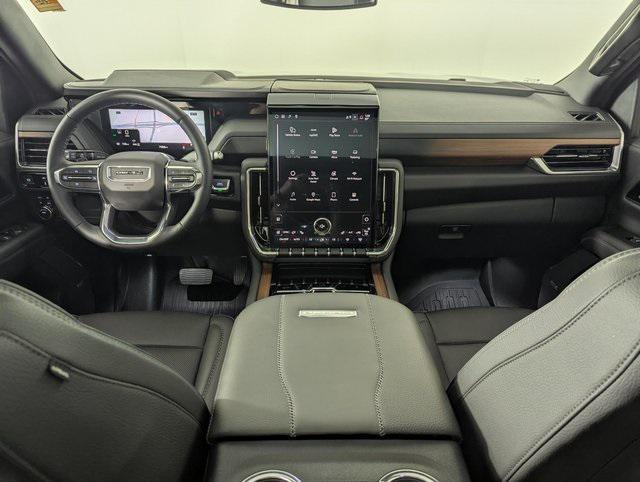 used 2025 GMC Yukon car, priced at $82,989
