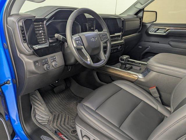 used 2025 Chevrolet Silverado 1500 car, priced at $52,989