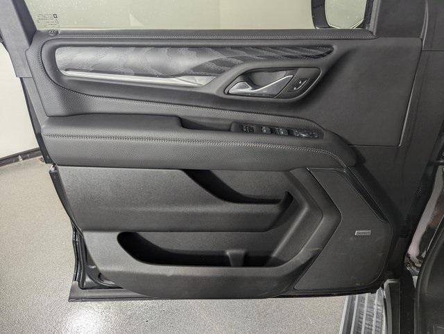 used 2024 GMC Yukon XL car, priced at $75,989