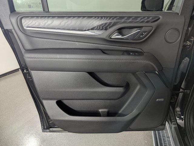 used 2024 GMC Yukon XL car, priced at $75,989