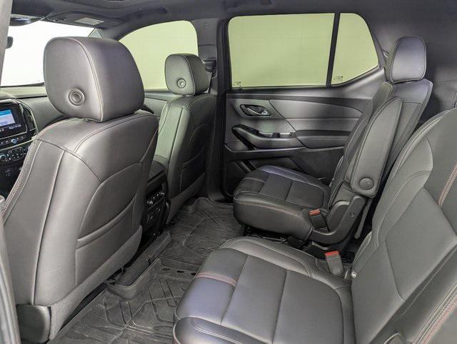 used 2024 Chevrolet Traverse car, priced at $42,989
