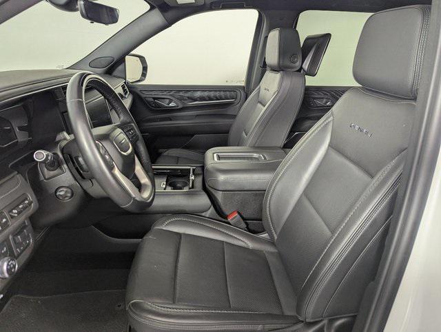 used 2023 GMC Yukon car, priced at $65,989