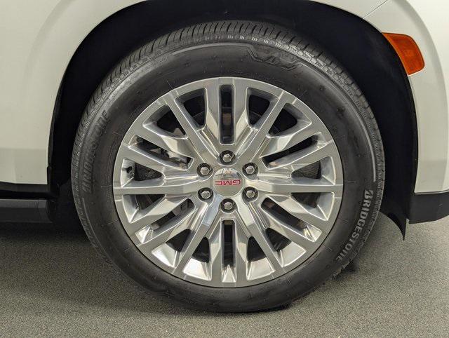 used 2024 GMC Yukon car, priced at $76,989