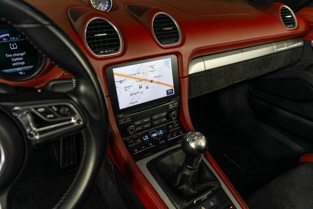 used 2020 Porsche 718 Spyder car, priced at $119,989