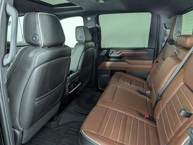 used 2025 GMC Sierra 2500 car, priced at $82,989