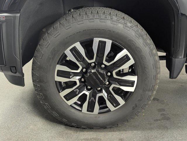 used 2025 GMC Sierra 2500 car, priced at $82,989