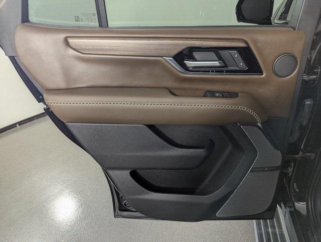 used 2025 GMC Yukon car, priced at $97,989