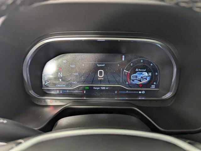 used 2024 GMC Yukon XL car, priced at $64,989