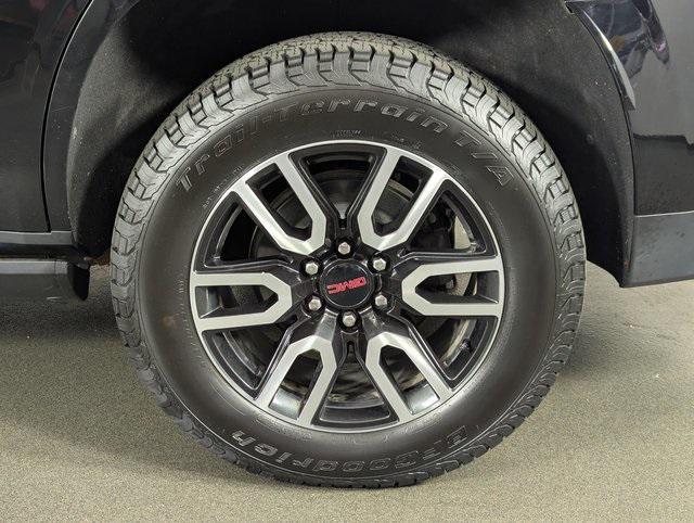 used 2023 GMC Yukon car, priced at $56,989