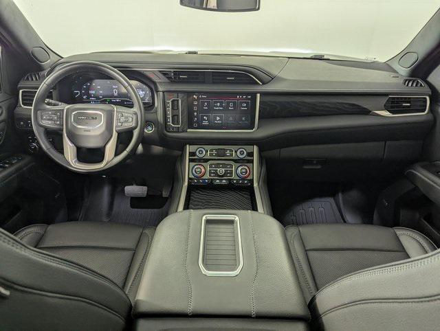 used 2024 GMC Yukon car, priced at $75,989