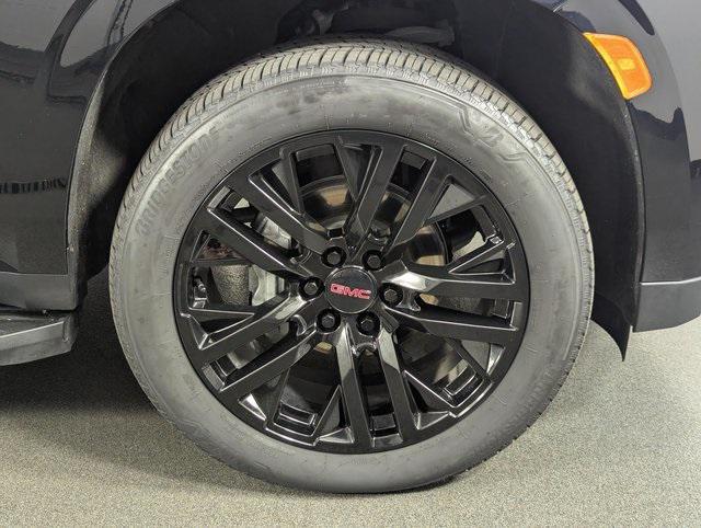 used 2024 GMC Yukon car, priced at $75,989