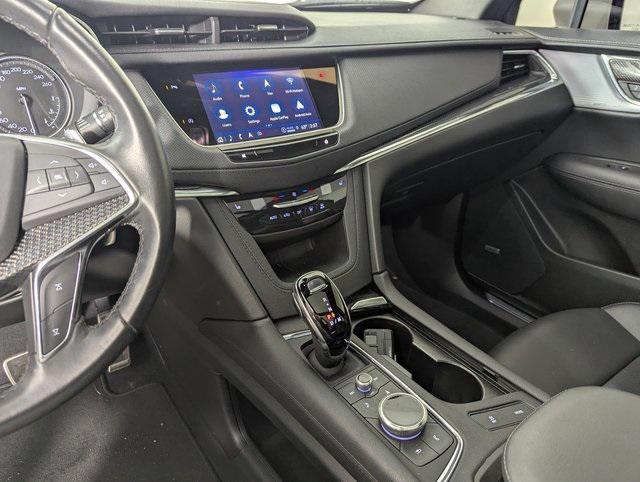 used 2023 Cadillac XT5 car, priced at $38,989