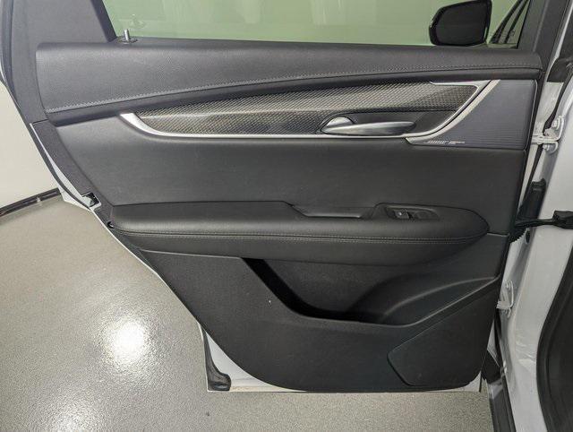 used 2023 Cadillac XT5 car, priced at $38,989