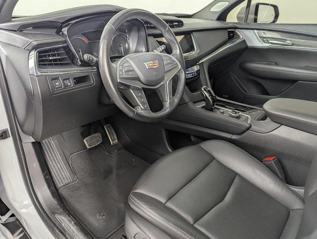 used 2023 Cadillac XT5 car, priced at $38,989