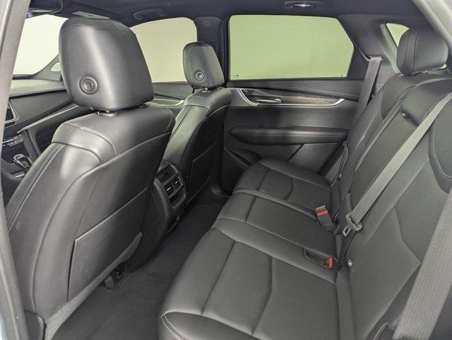 used 2023 Cadillac XT5 car, priced at $38,989