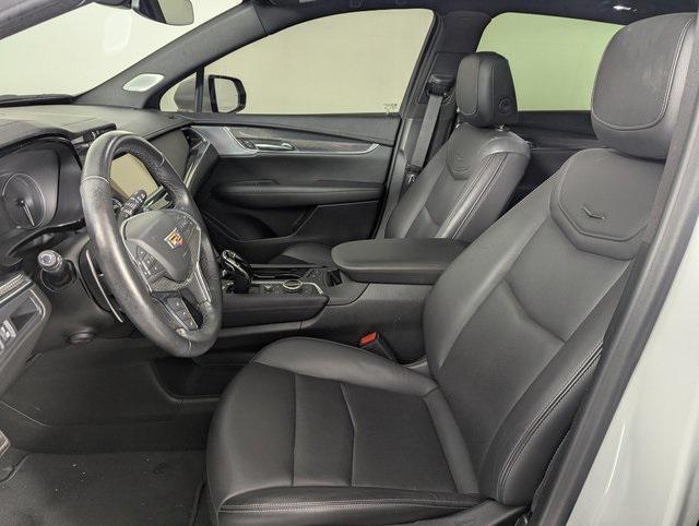 used 2023 Cadillac XT5 car, priced at $38,989