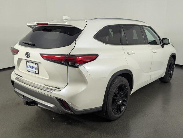 used 2021 Toyota Highlander car, priced at $35,989