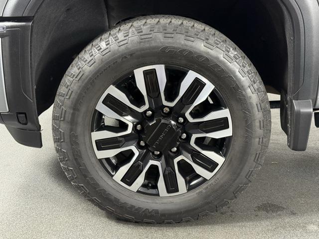 used 2024 GMC Sierra 2500 car, priced at $78,989