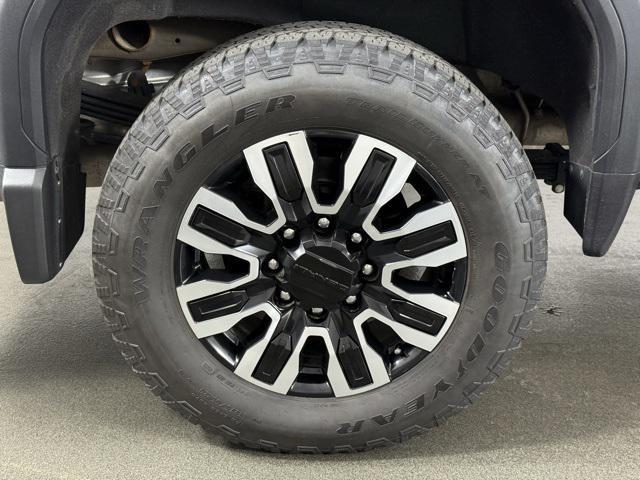 used 2024 GMC Sierra 2500 car, priced at $78,989