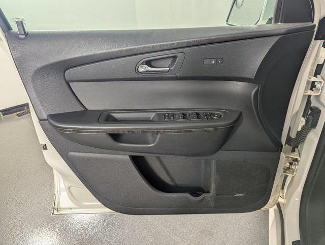 used 2012 GMC Acadia car, priced at $8,989