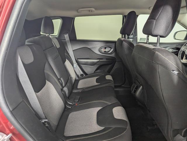 used 2014 Jeep Cherokee car, priced at $10,489