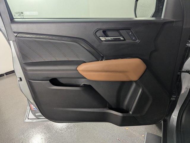 used 2024 GMC Canyon car, priced at $42,489