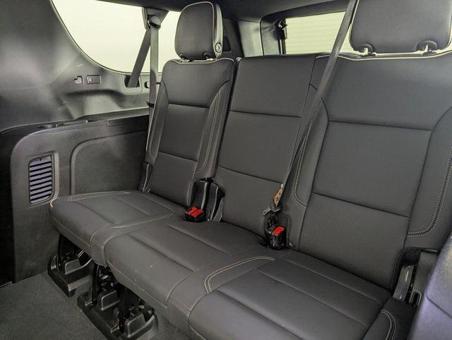 used 2025 GMC Yukon XL car, priced at $73,989