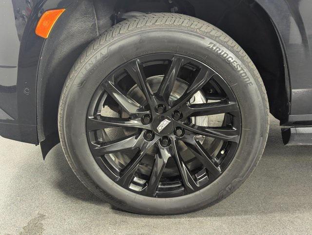 used 2021 Cadillac Escalade ESV car, priced at $65,989