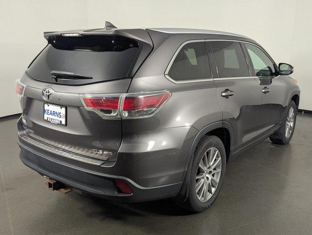 used 2015 Toyota Highlander car, priced at $18,989