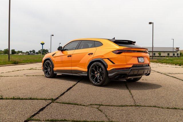 used 2024 Lamborghini Urus car